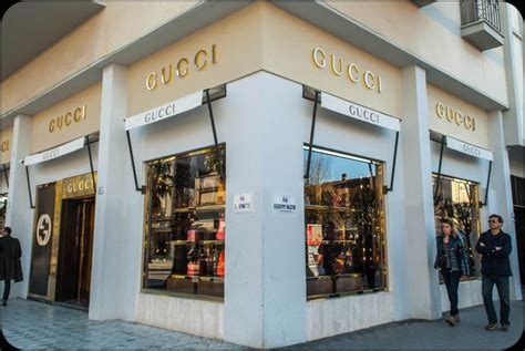 negozio gucci forte dei marmi|forte dei marmi locations.